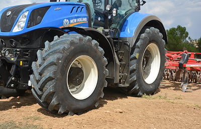 VX-Tractor, pneu de tracteur polyvalent