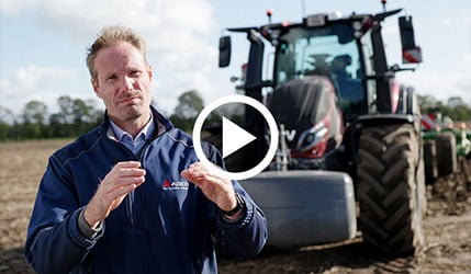 Przedstawiający wyniki testów terenowych na oponach VT-TRACTOR przy bardzo niskim ciśnieniu